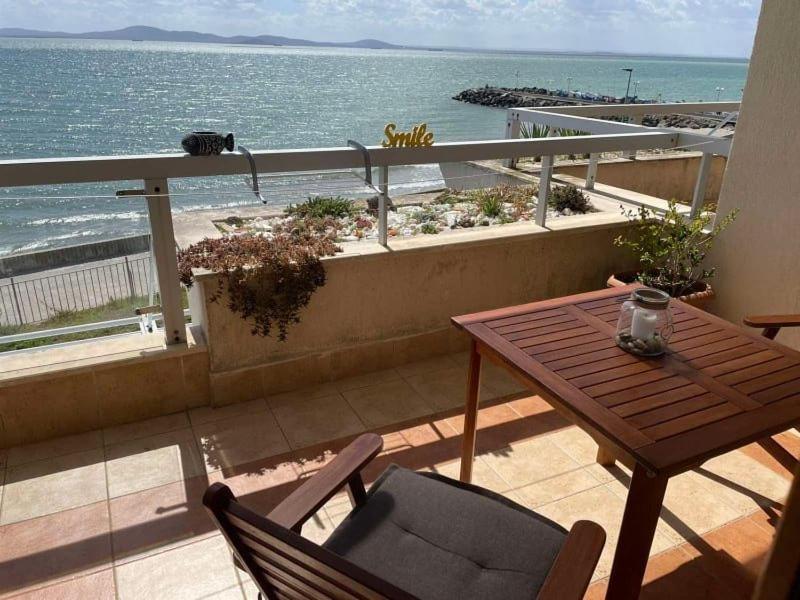 Helios Beach Pomorie Bagian luar foto