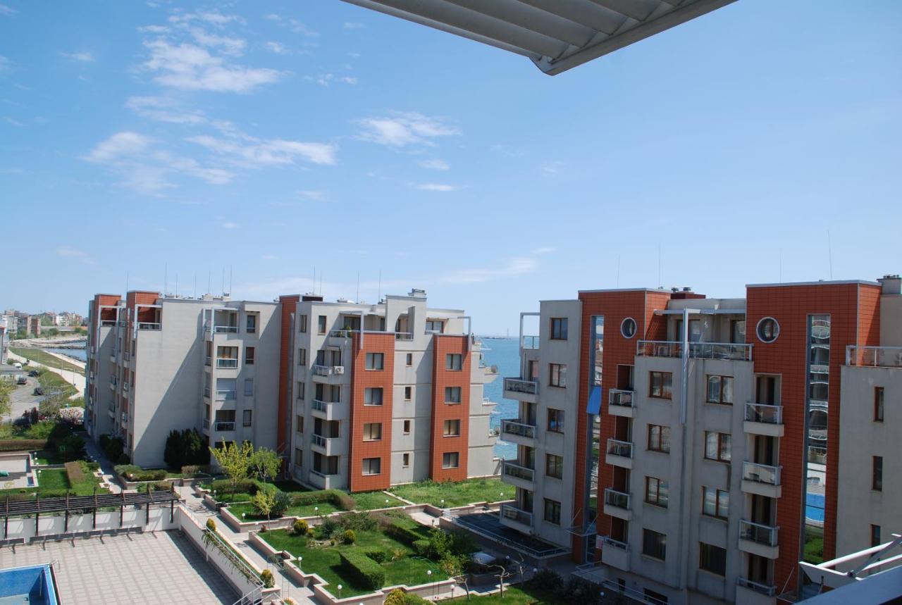 Helios Beach Pomorie Bagian luar foto
