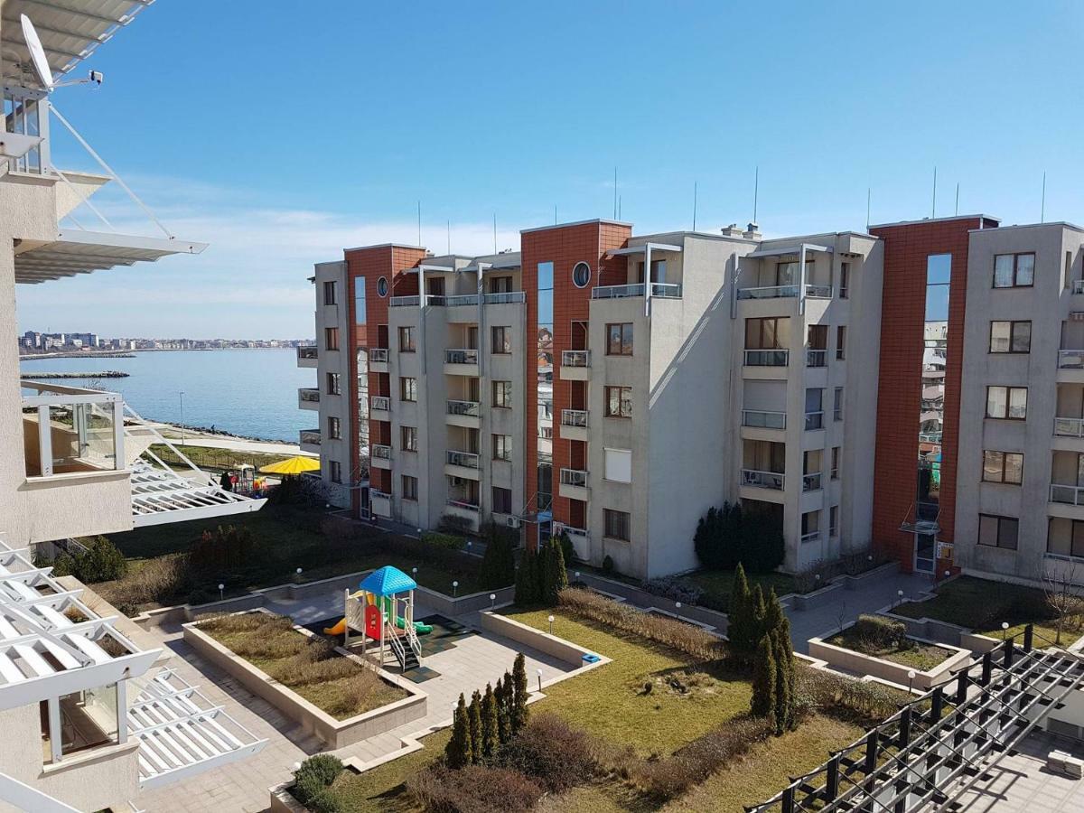 Helios Beach Pomorie Bagian luar foto